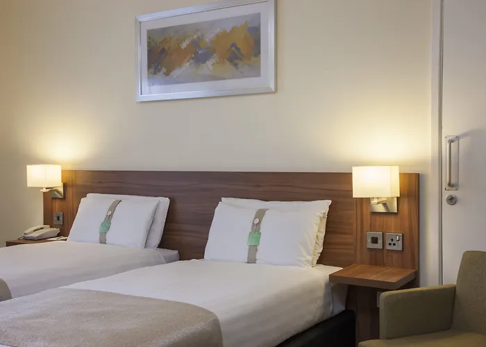 Top Hotels on Colchester