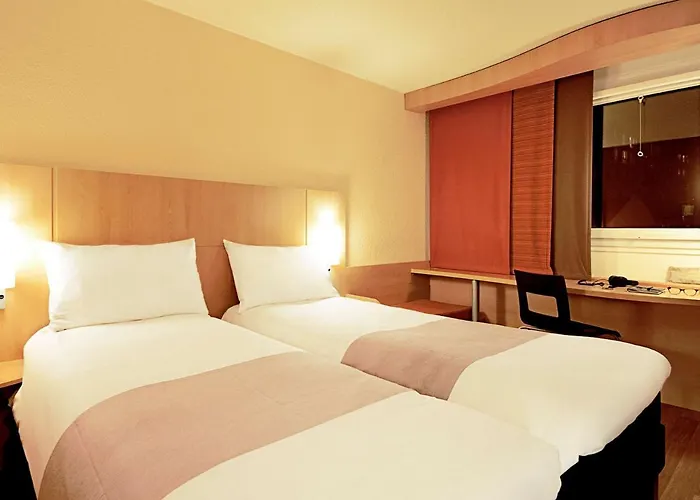 Premier Stevenage Old Town Hotel Accommodations