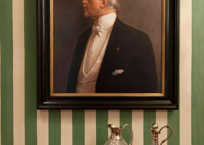 Erstklassige Hotels an der Simon-von-Utrecht-Straße