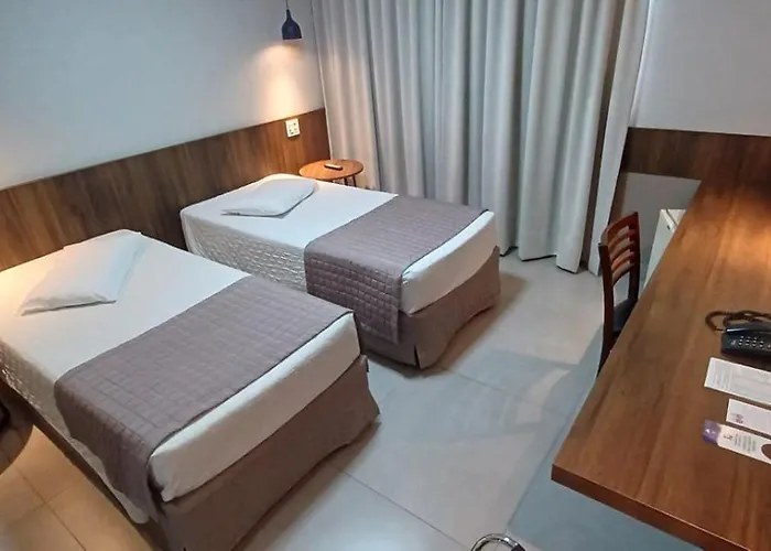 Melhores Hotéis em Lins: Preço Justo