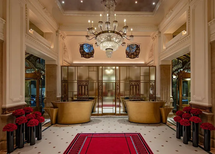 Best 2 Bedroom Suites in New York City Hotels