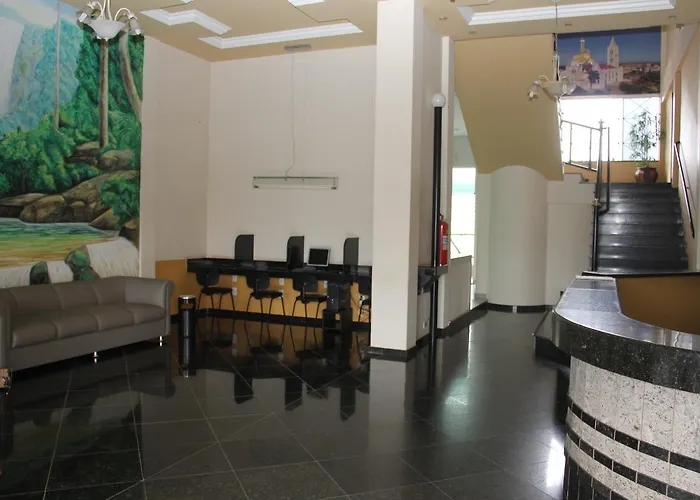 Acomodações de Excelência no Hotel JB Bom Despacho