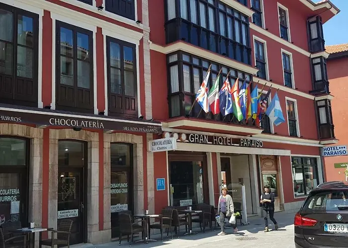 Mejores Hoteles en Llanes, España
