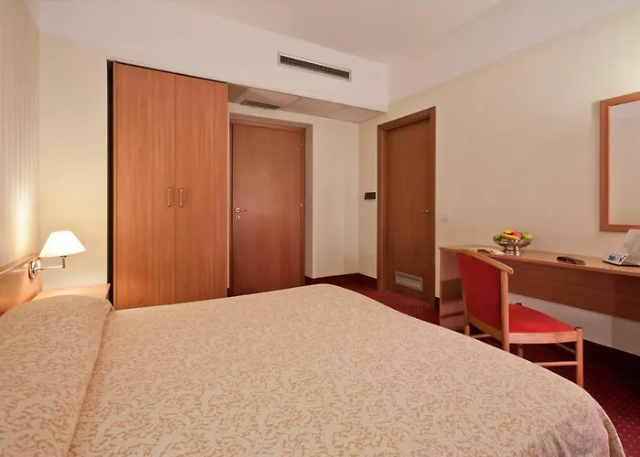 I Migliori Hotel Ancona Vicino Via della Marina